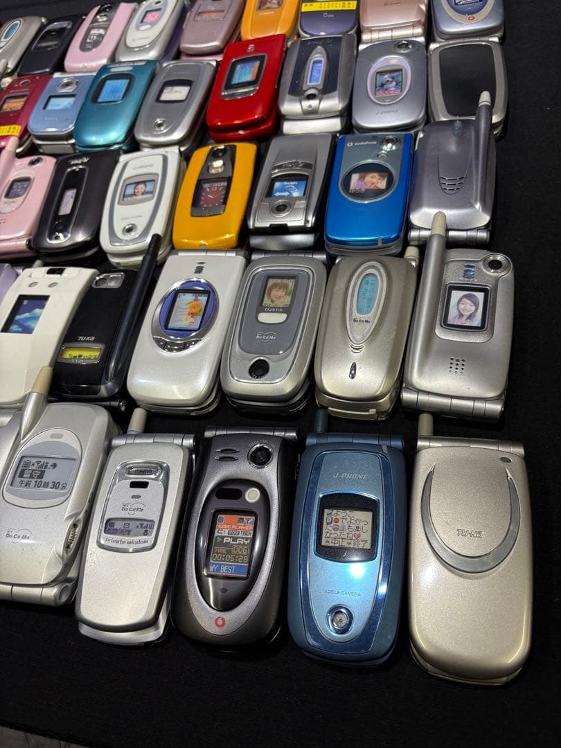 まとめて90点セット】モックアップ 販売店模型 携帯電話 ガラケー
