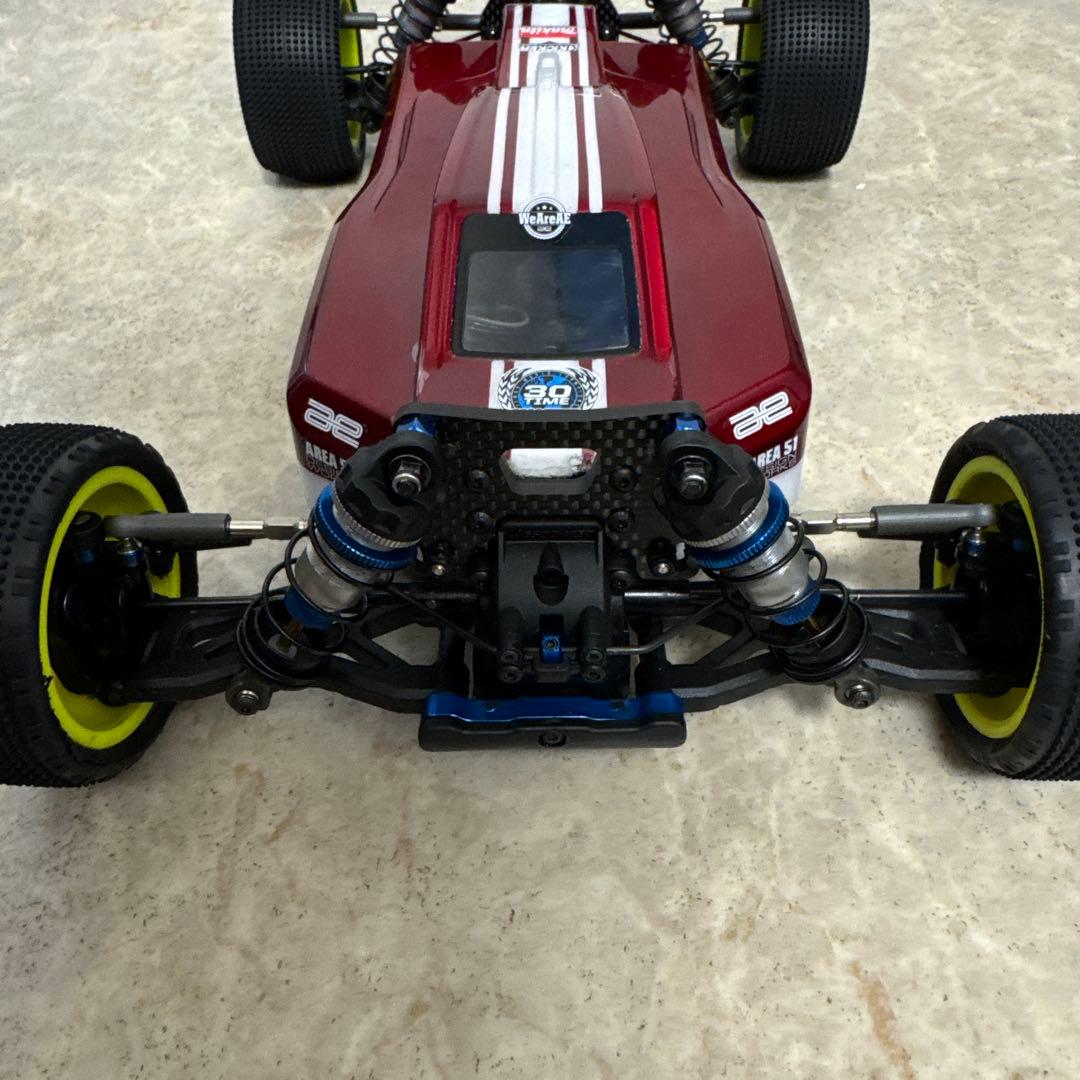 アソシエイテッド RC10 B74.2 CE (組立メカ搭載済み) - メルカリ