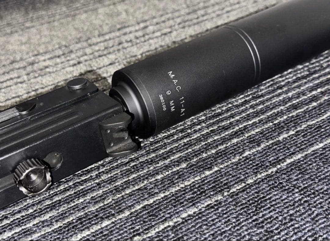 美品KSC イングラム M11A1 ガスブローバックガスガン＋KSCサプレッサー