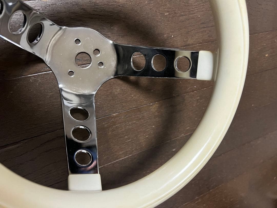 当時物ムーンアイズ グラントステアリング ホワイト ジャンク 250mm