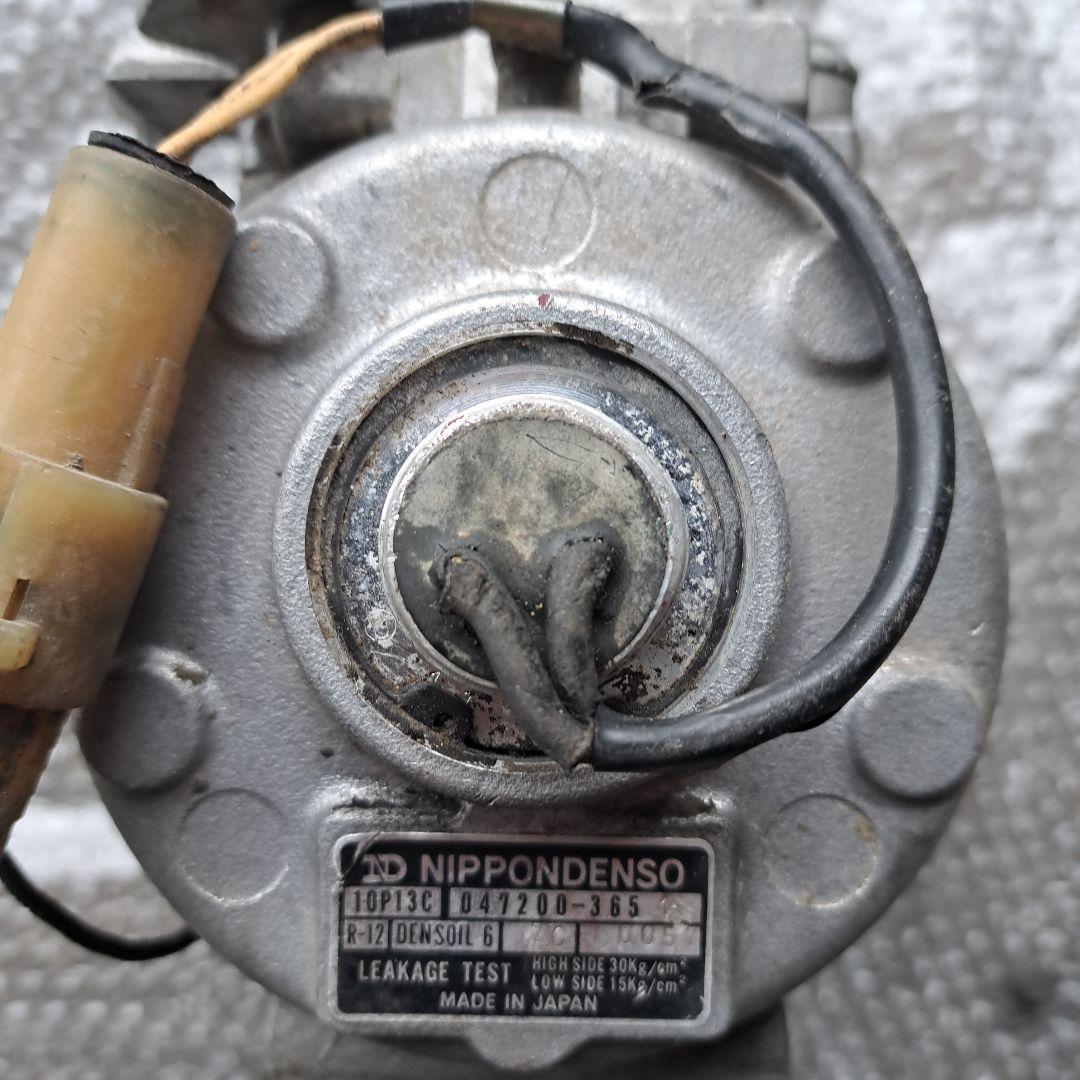 AE86 エアコン コンプレッサー - メルカリ