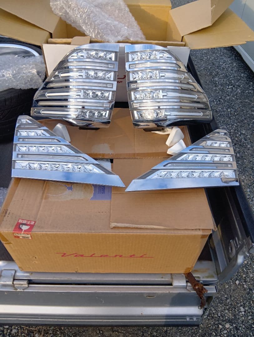 20アルファード ヴェルファイア ヴァレンティ テールランプ トヨタ 20系 アルファード ヴェルファイア ジュエルLEDテールランプ