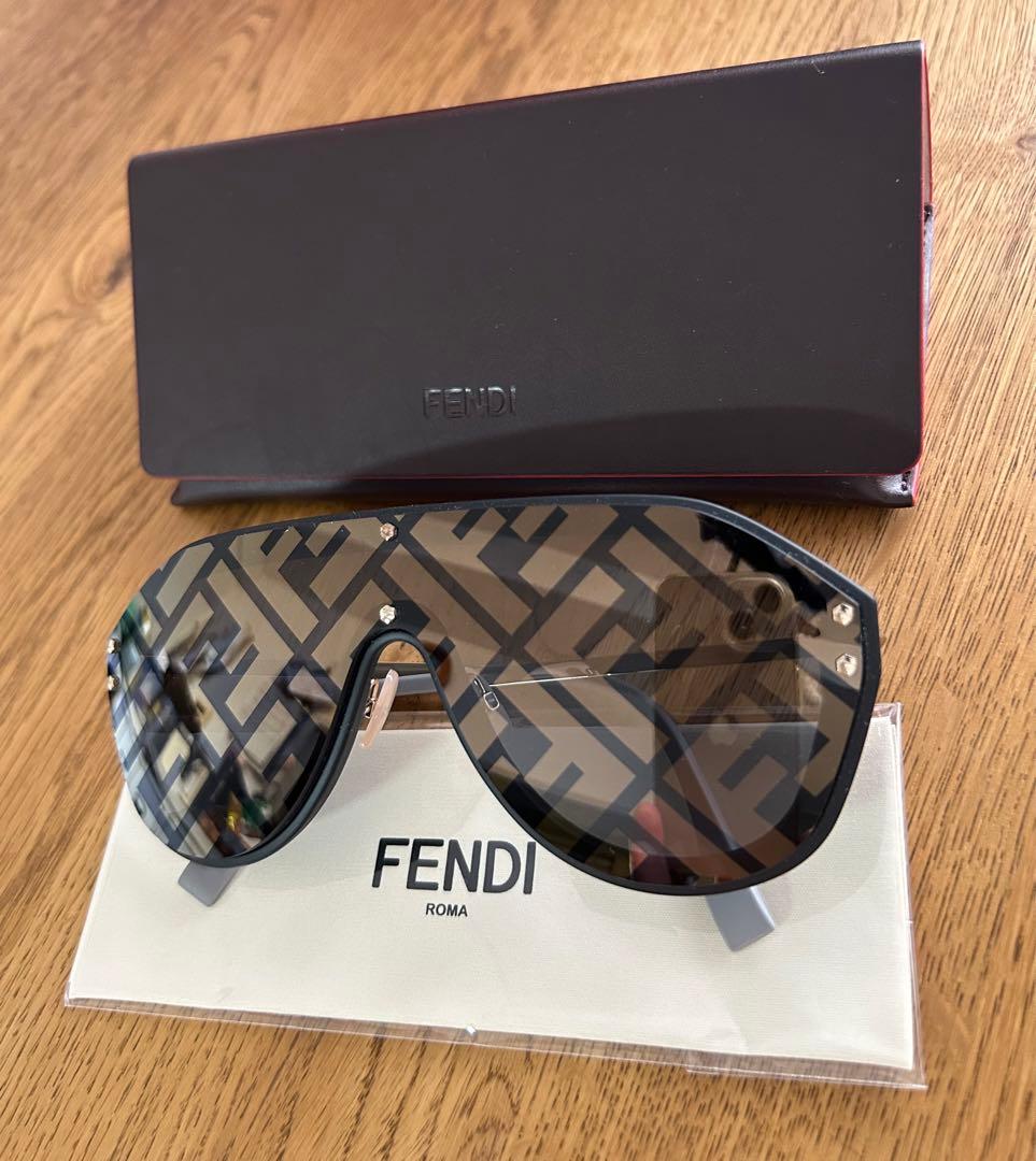 新品・未使用 FENDI フェンディ サングラス ズッカ柄 ELLY - メルカリ