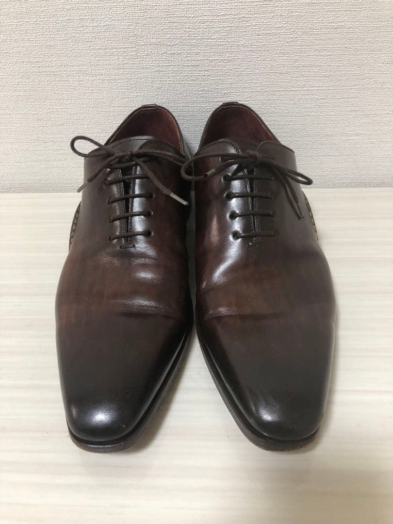MAGNANNI 13232 オパンケ レザーホールカットドレスシューズ - メルカリ