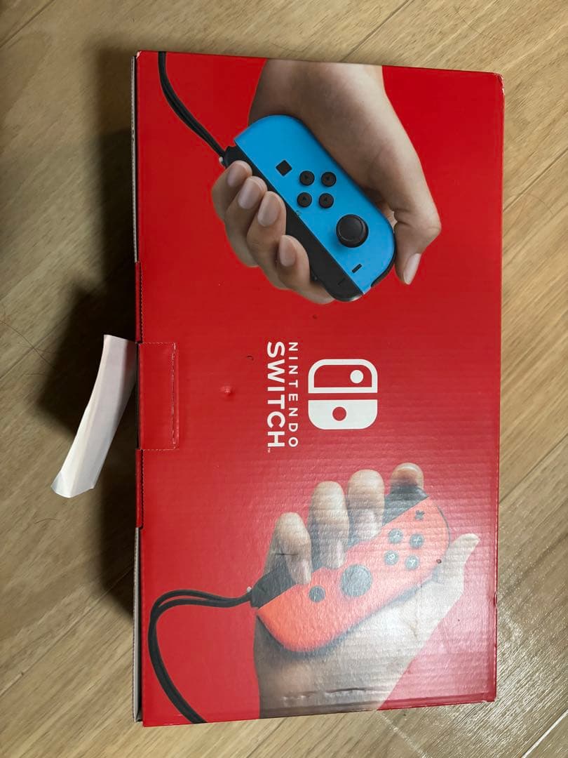 Nintendo Switch 青/赤 Joy-Con 本体 Nintendo Switch 本体 青 赤 Joy-Con Amazon.co.jp: Nintendo Switch