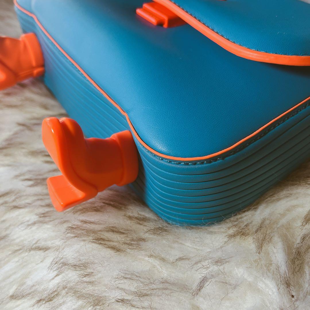 CHARLES & KEITH カリオペトップハンドルバッグ - メルカリ