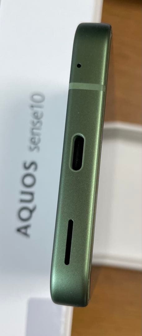 ほぼ新品・保証付】AQUOS sense10 256GB カーキグリーン - メルカリ