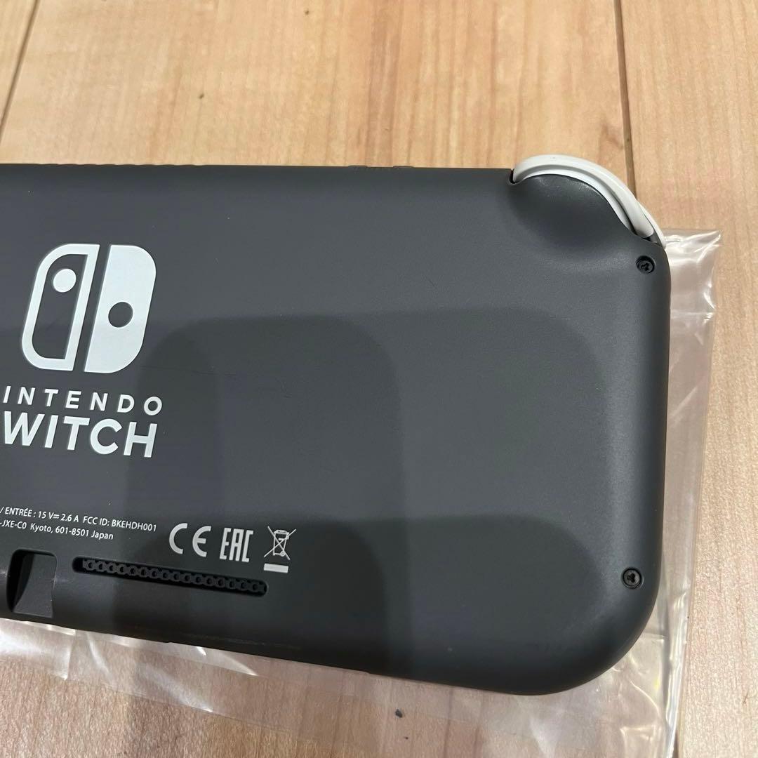 《匿名発送》Nintendo Switch light本体 ピカチュウカバー付