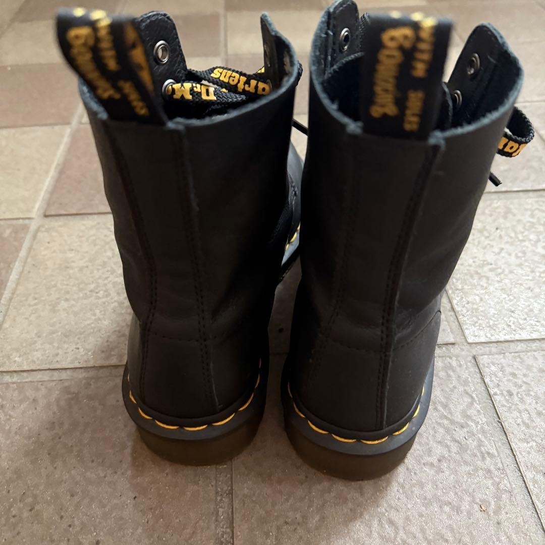 LAICA様 ドクターマーチン レディース 24センチ - 靴最 安値