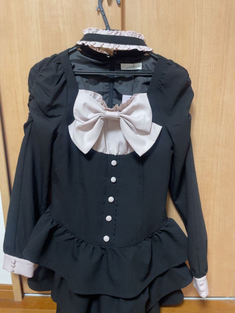 pium♡フロントリボンチョーカーティアードミニワンピ - メルカリ