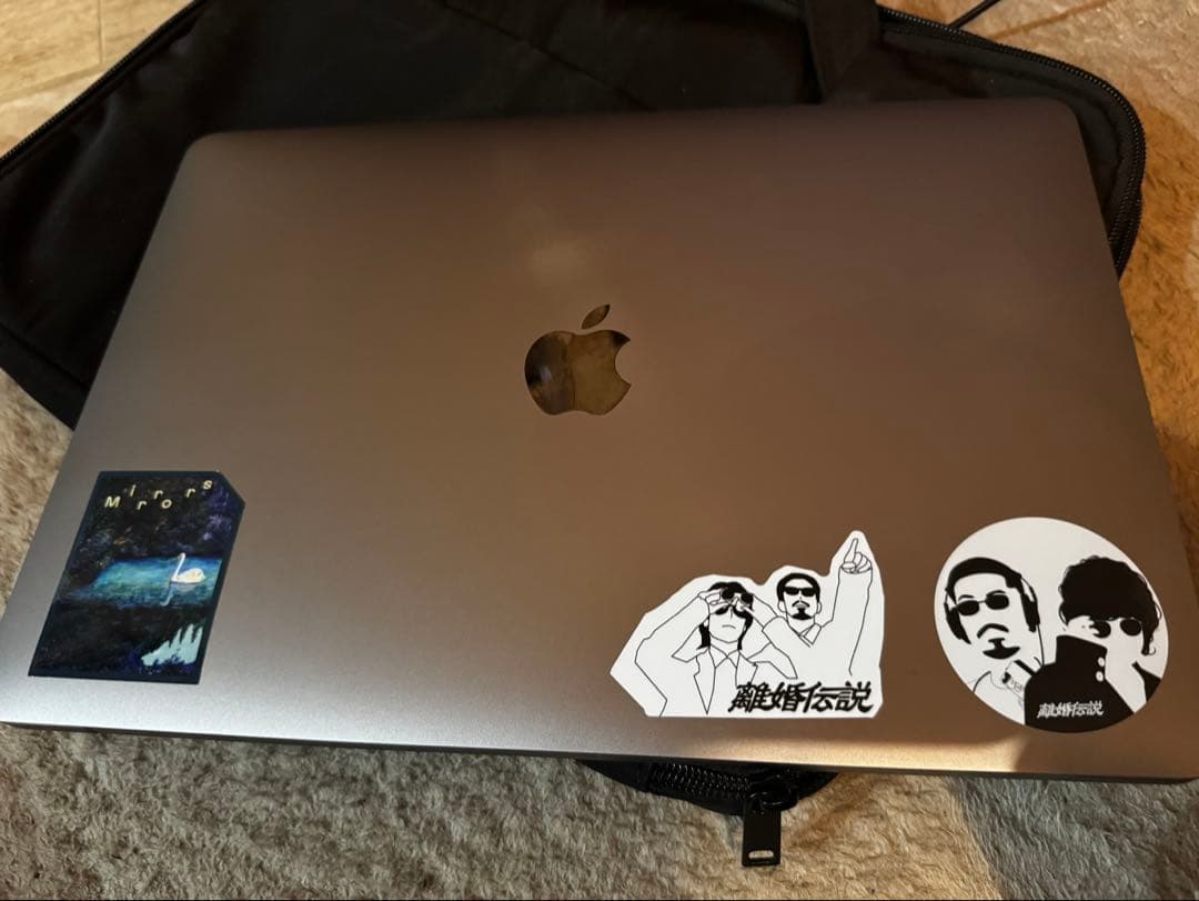 Apple MacBook Air 2019 13インチ Amazon.com: Apple Mid 2019 MacBook Air with 1.6GHz Intel Core i5