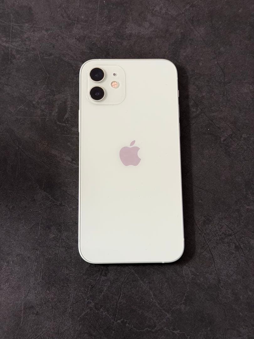 美品　iPhone12 64GB グリーン　バッテリー88% iPhone 12 中古Aランク iPhone12 64GBグリーン バッテリー最大容量88