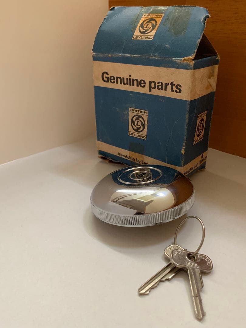 ガソリンキャップ　ローバーミニクーパー　レイランド　フューエルフィラーキャップ ローバー ミニ Mini ガソリン タンク キャップ 鍵付 梱包サイズ60