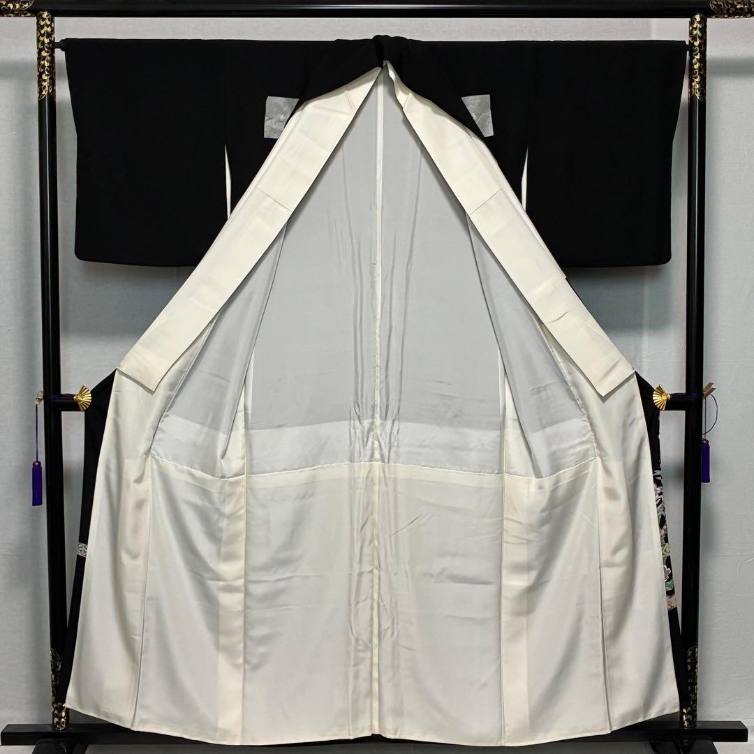 D96黒留袖 本加賀友禅 魚津誠 落款 正絹 着物 袷 しつけ糸付き未使用極