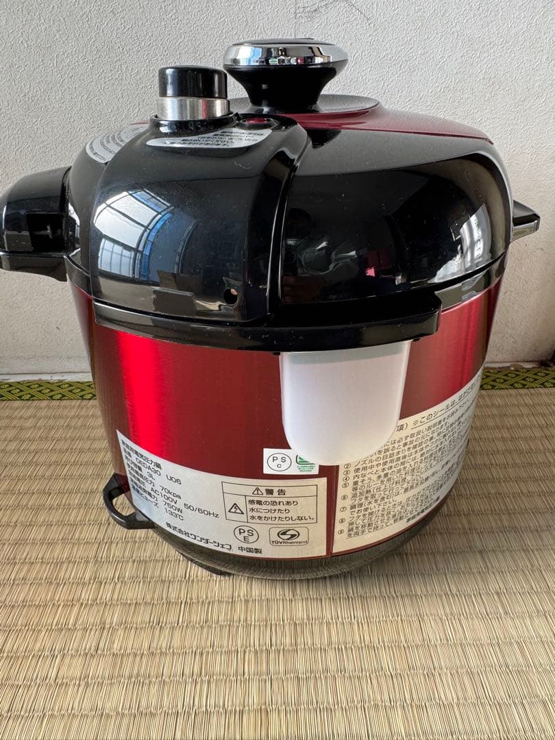 ワンダーシェフ 家庭用マイコン電気圧力鍋　3.0ℓ