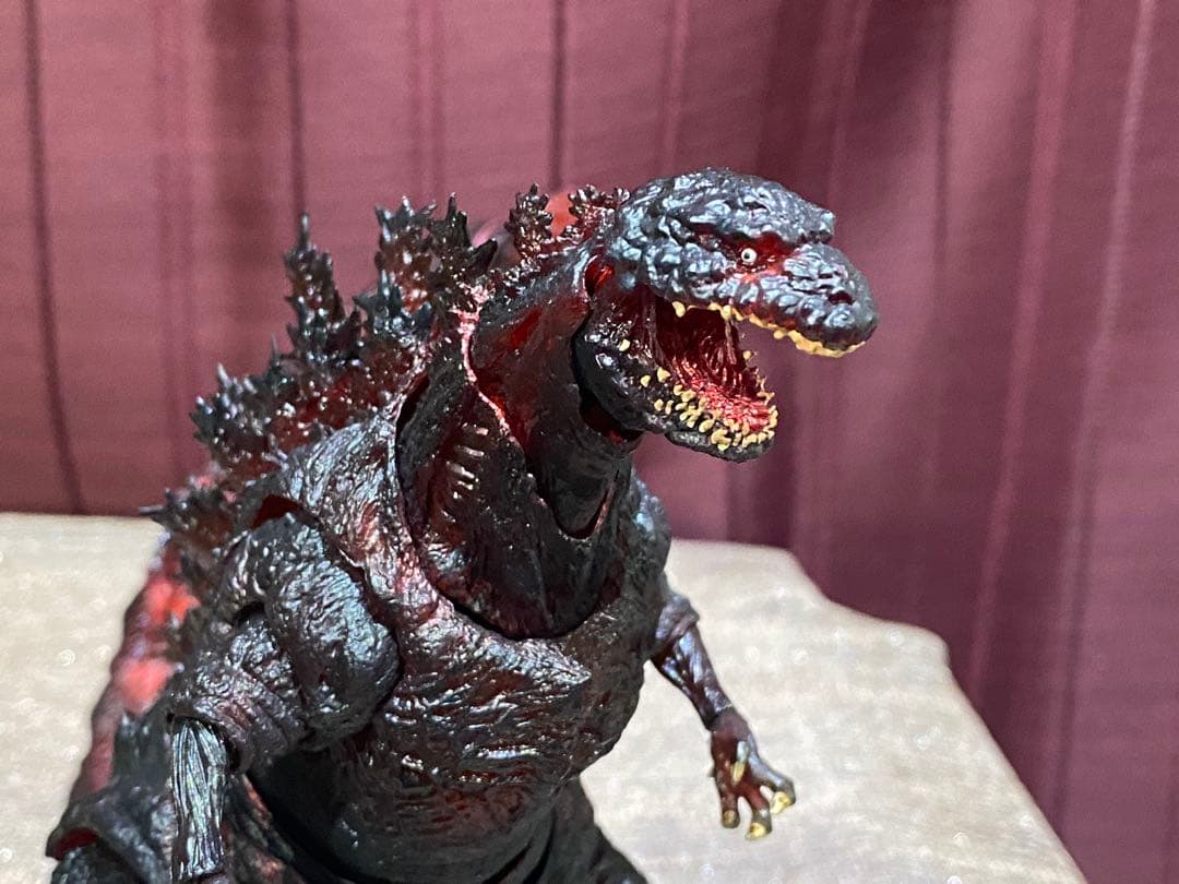 S.H.MonsterArts ゴジラ 2016 シン・ゴジラ 夜間戦闘ver