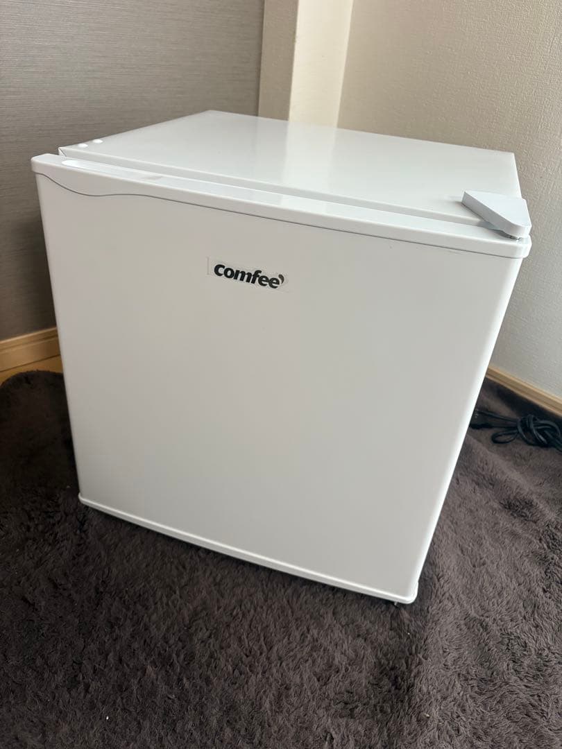 comfee1ドア冷蔵庫 2024年製 45L RCD45WH/E - メルカリ