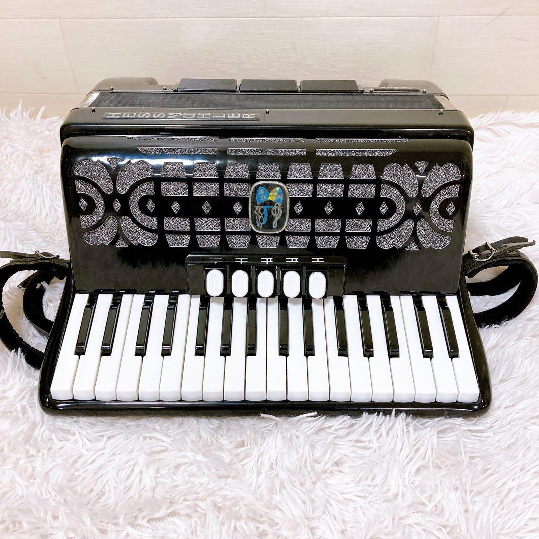ドイツ製 ヘスミューラー MML72 初心者オススメアコーディオン 鍵盤