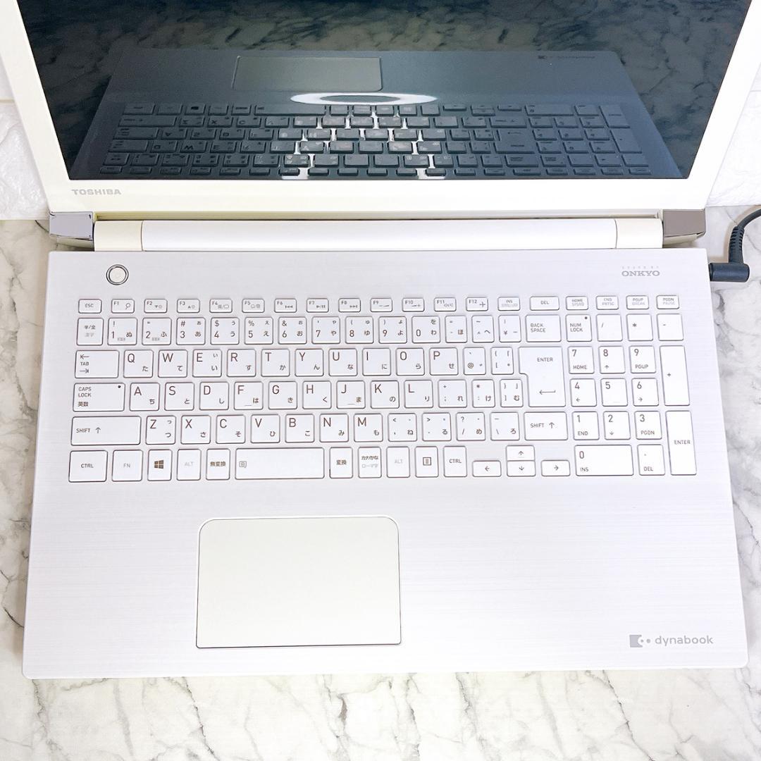 美品✨Windows11✨新品爆速SSD✨カメラ付薄型ノートパソコン白