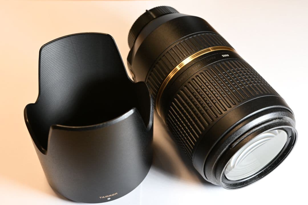 [美品] TAMRON SP 70-300mm F/4-5.6 Di VC