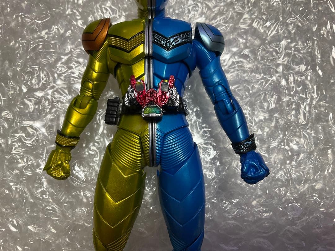 【中古品】S.H.Figuarts 真骨頂 仮面ライダーWルナトリガー 風都探偵
