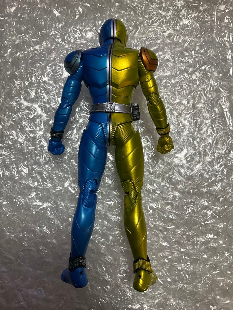 【中古品】S.H.Figuarts 真骨頂 仮面ライダーWルナトリガー 風都探偵