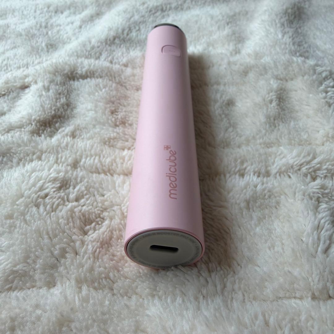 メディキューブ medicube ブースタープロミニ 美顔器 ピンク - メルカリ