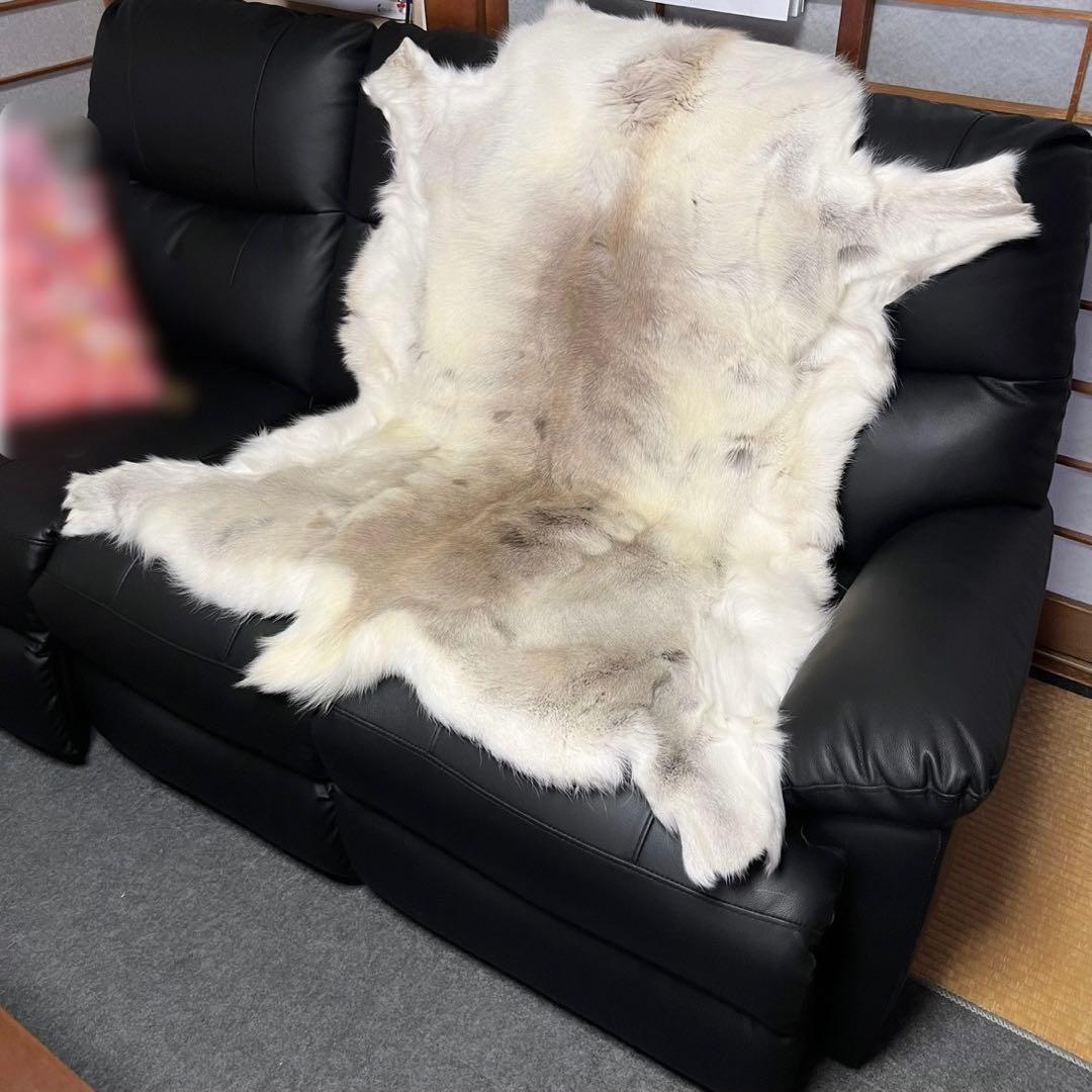 希少品】 トナカイ 毛皮 フィンランド ラップランド 極上 - メルカリ