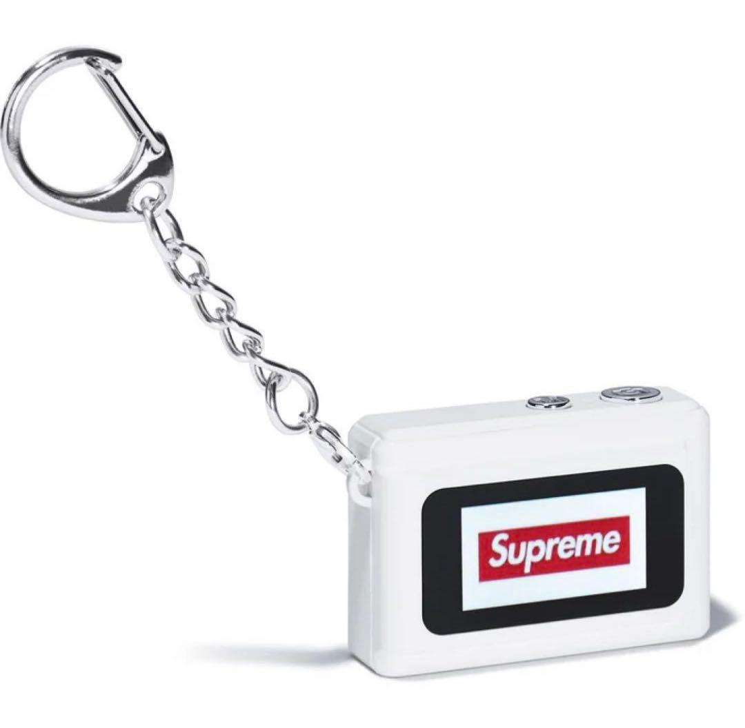デジタルカメラ Supreme Digital Camera Keychain \"White\"