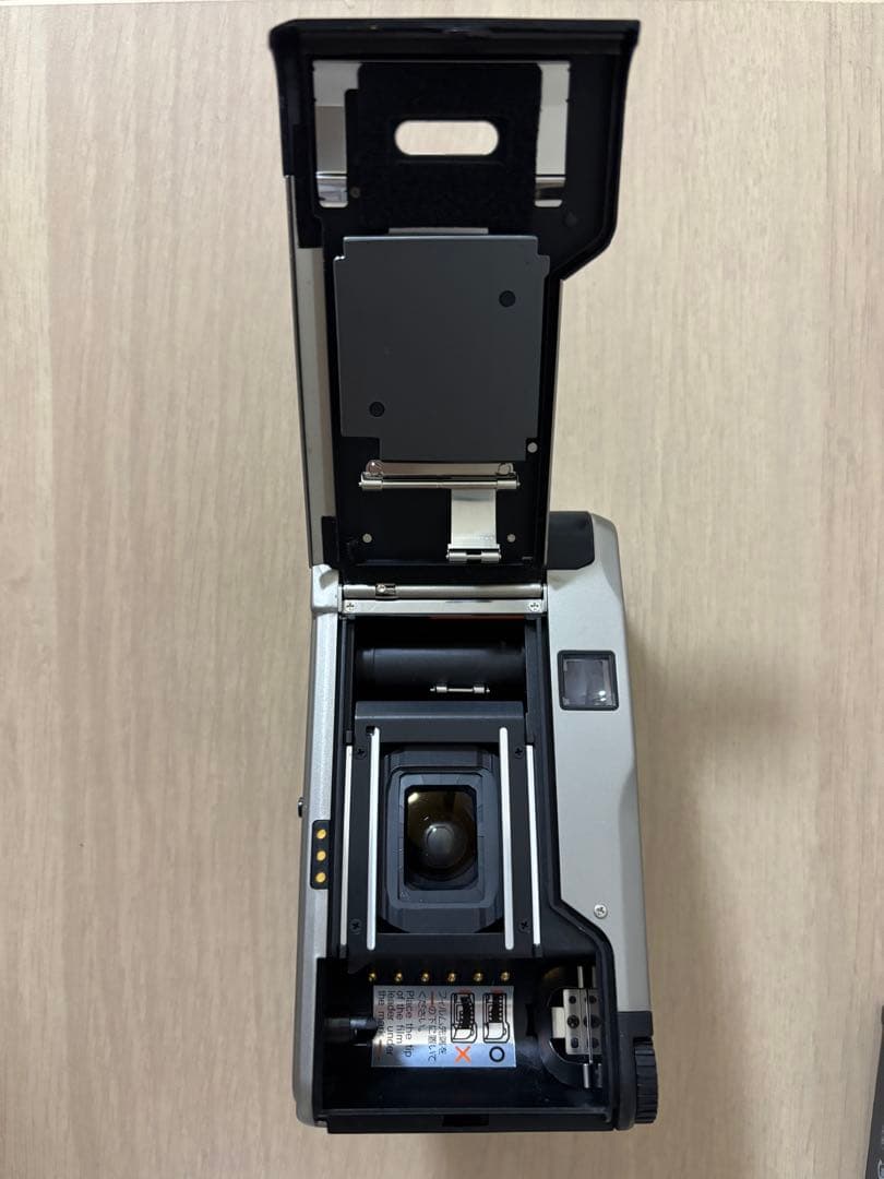 ジャンク品】CONTAX フィルムカメラ シルバー（値下げ交渉可能！）