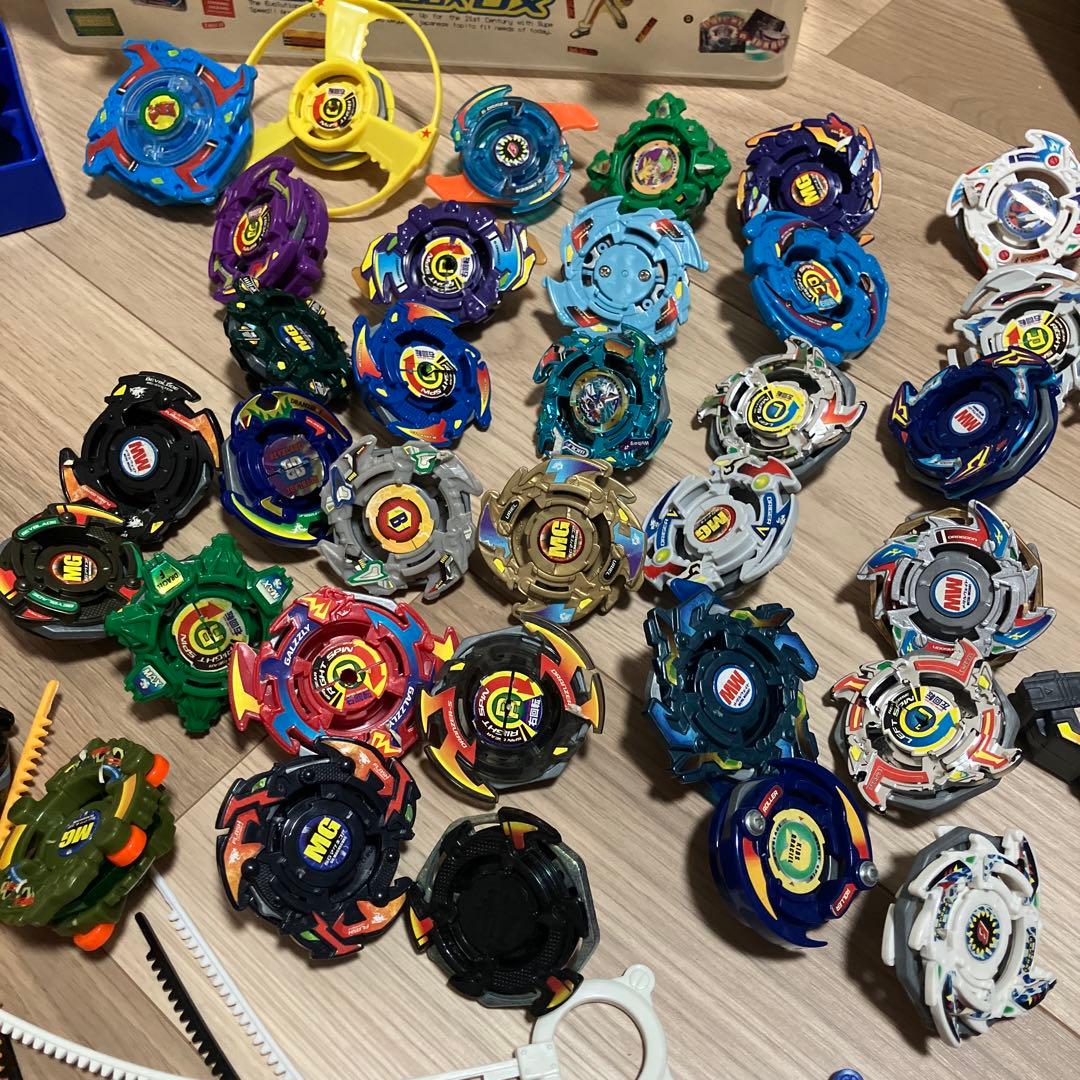 初代ベイブレード まとめ売り - メルカリ