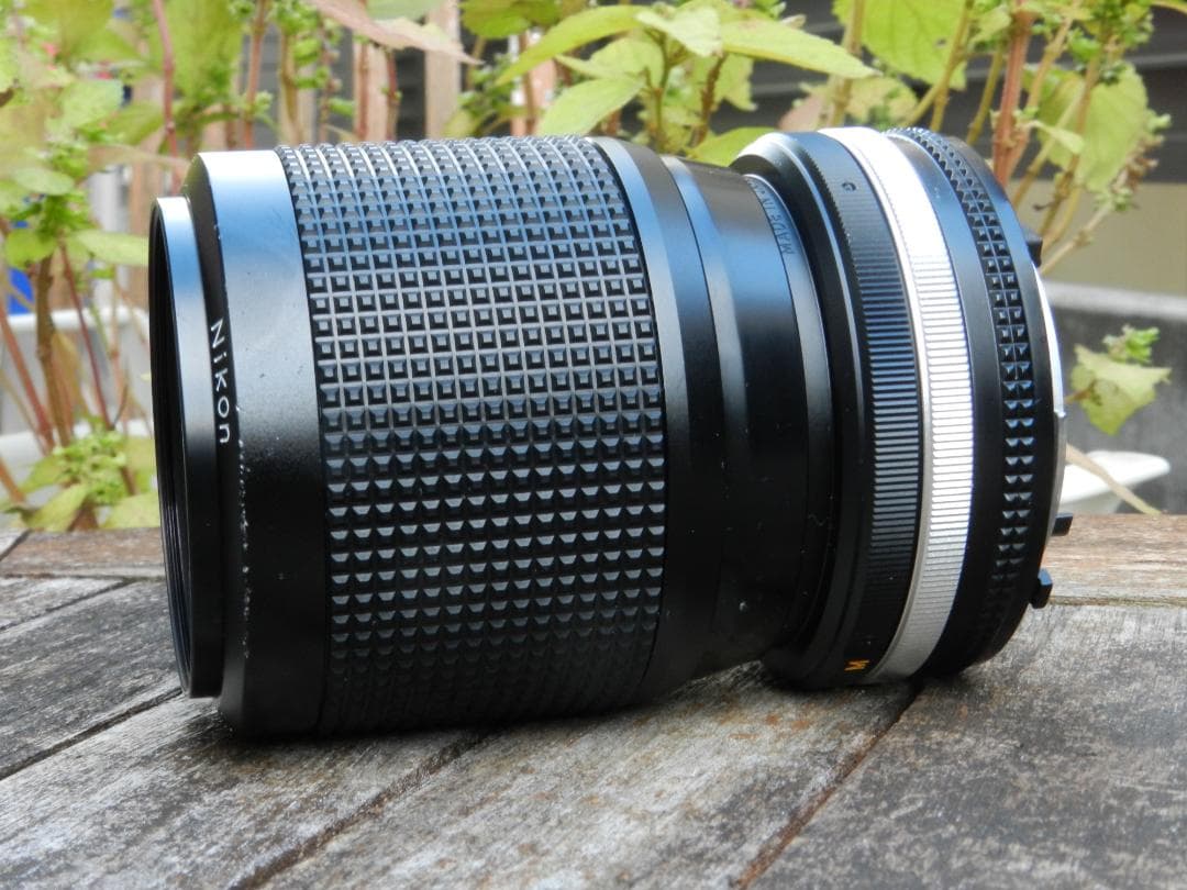 極美品　Nikon Zoom-Nikkor 35-105mm f/3.5-4.5