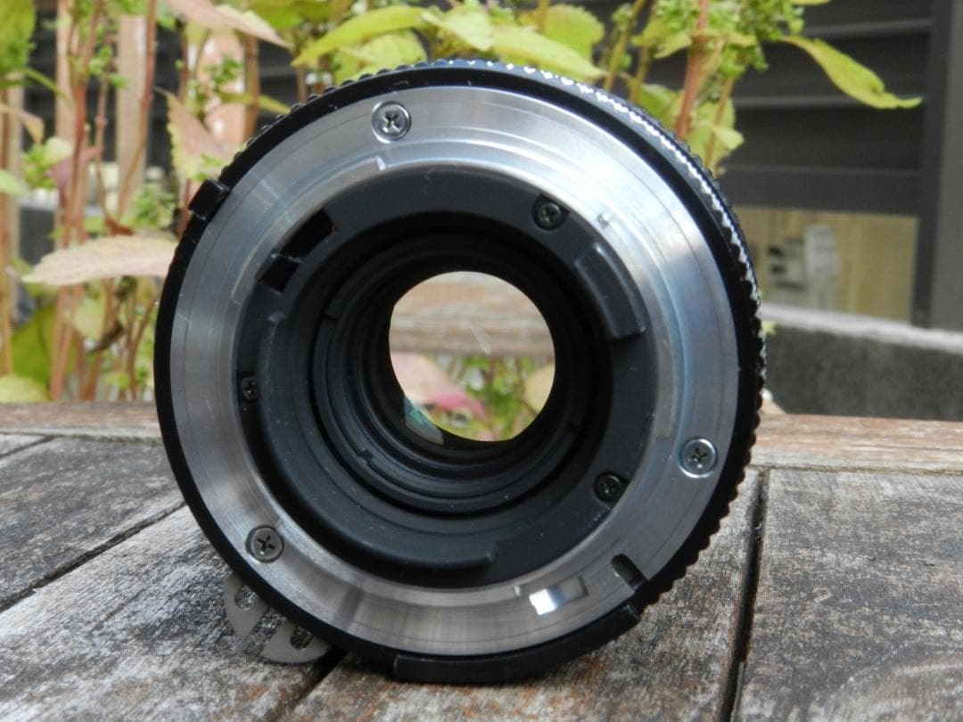 極美品　Nikon Zoom-Nikkor 35-105mm f/3.5-4.5