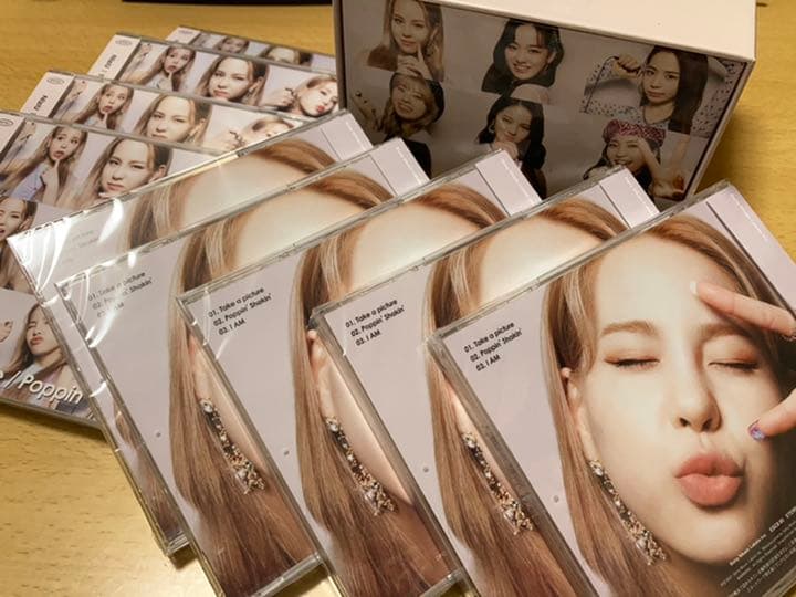 NiziU ニジュー　Take a picture WithU盤　マコ×9枚 NiziU Official Website