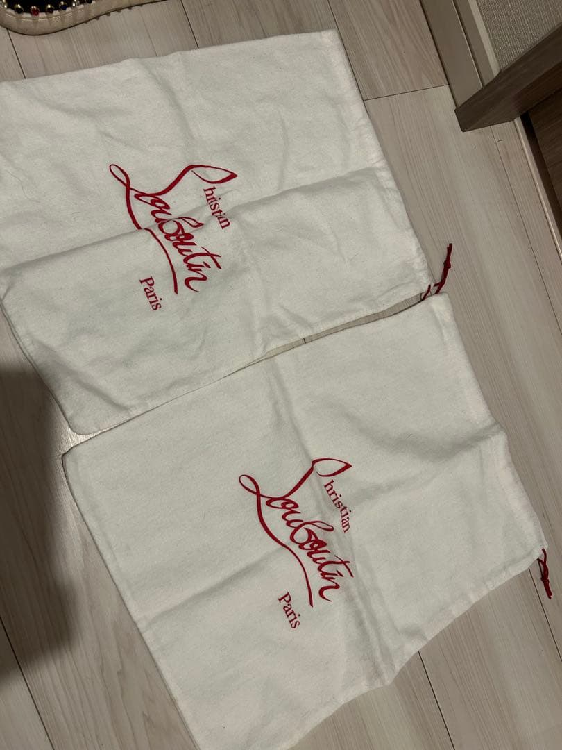 クリスチャンルブタン スタッズ スリッポン 38 マルチカラー - メルカリ