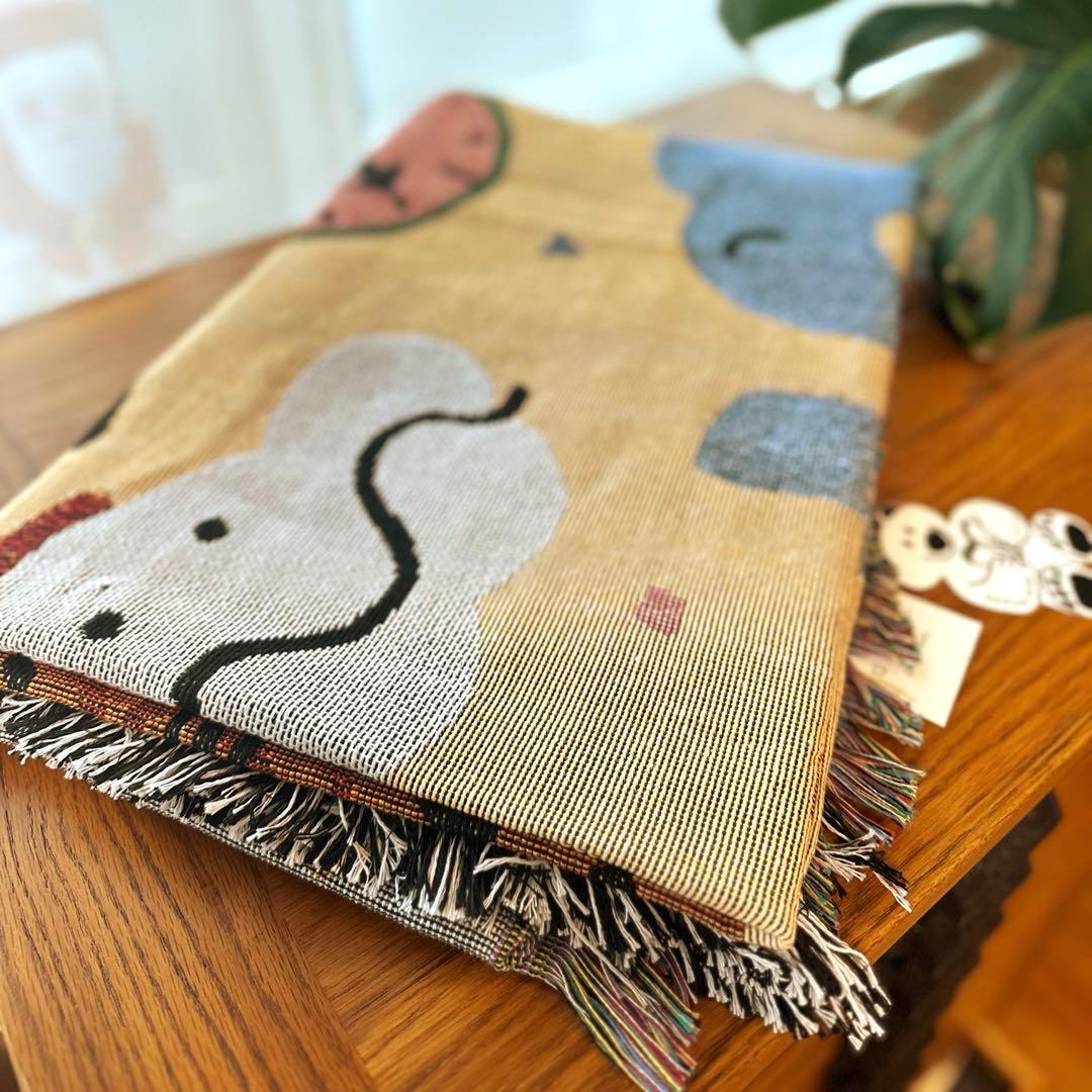 新品 Daisuke Kondo × unicoブランケット第2弾 パーティー - メルカリ