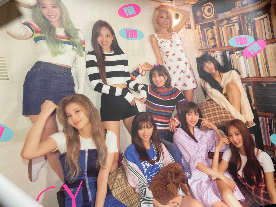 twice公式グッズアルバム トレカ ぬいぐるみ タオル ポスターまとめ