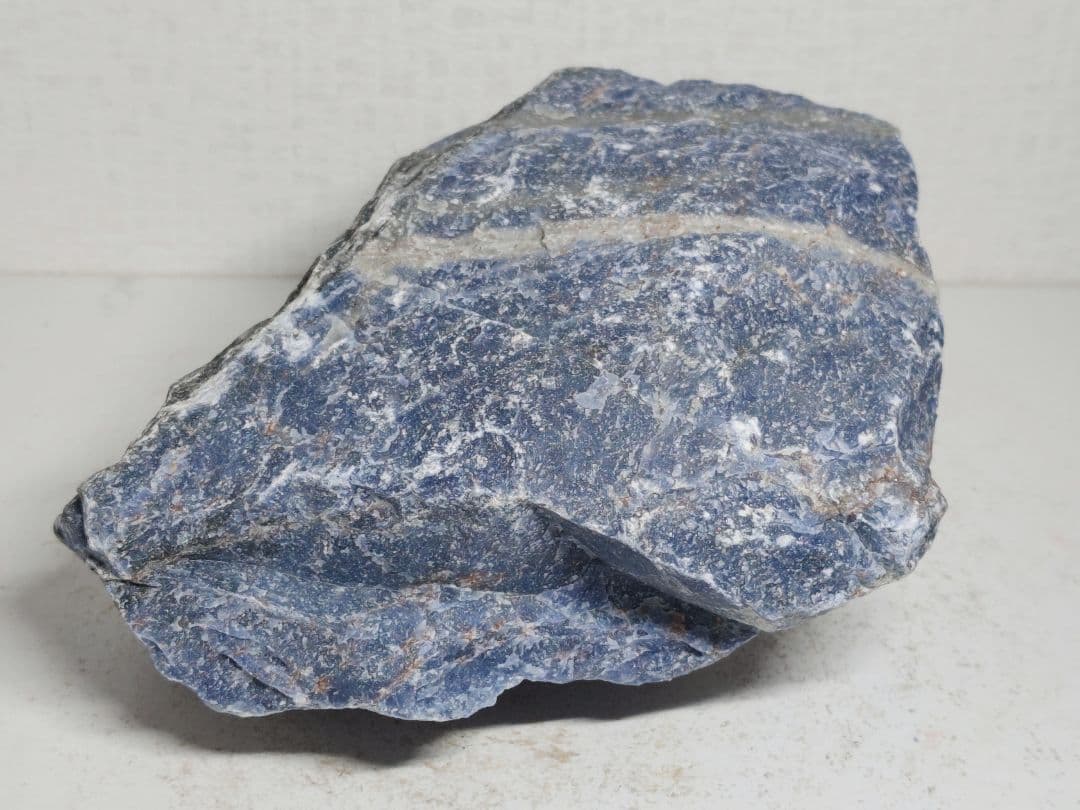 ソーダライト 3.2kg ラピスラズリ 原石 鑑賞石 自然石 鉱物 誕生石 水石