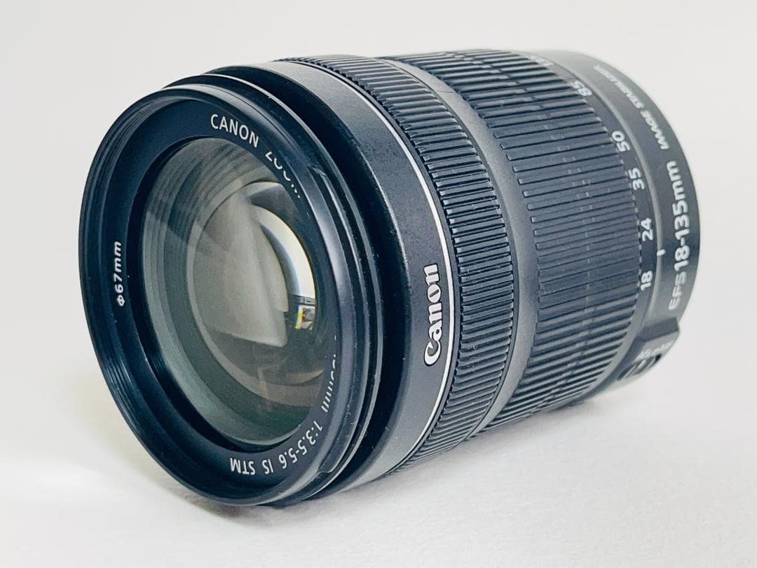 キヤノン Canon EF-S 18-135mm F3.5-5.6 IS STM