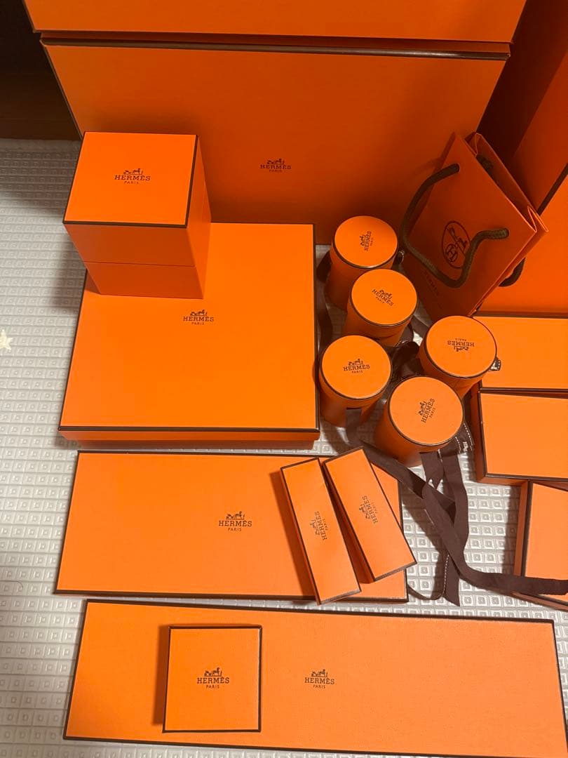 エルメス 空箱 保存袋 リボン 18点以上セット バーキン35用あり - メルカリ
