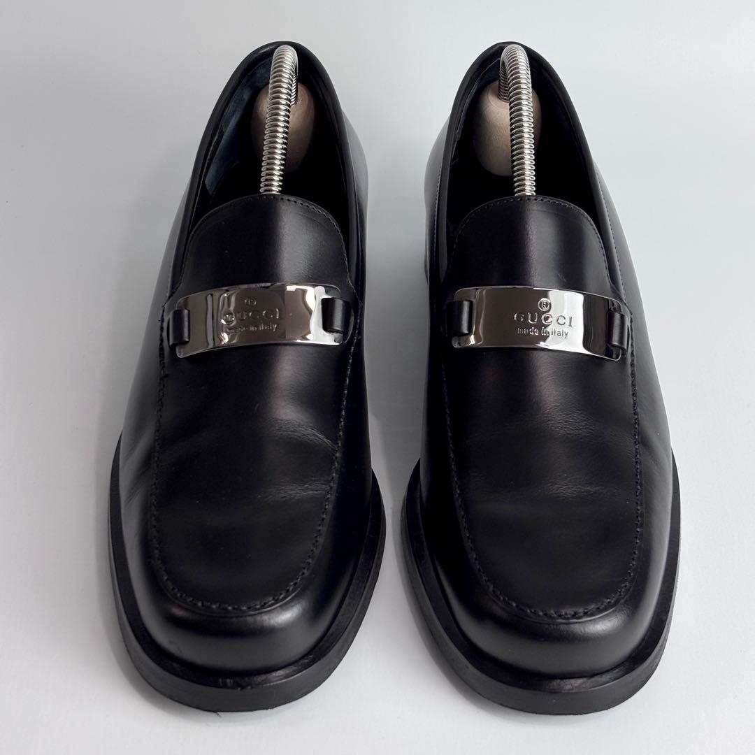 美品 GUCCI グッチ レザー ローファー メタルプレート 革靴 23.5cm