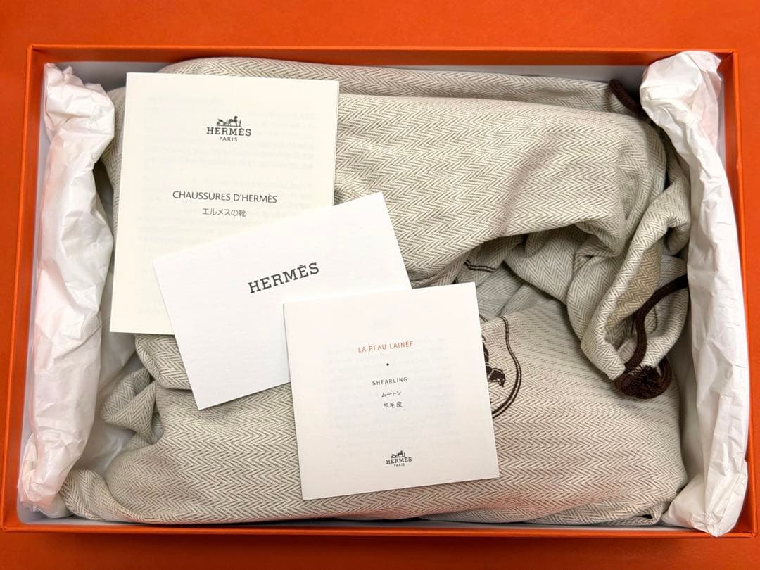 新品未使用　エルメス　サンダル 《シプレ》　シープスキン　黒　38サイズ