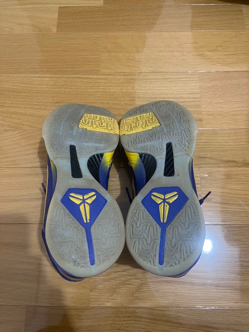 コービー5 5rings 29cm Nike バスケットボールシューズ 青と黄 - メルカリ