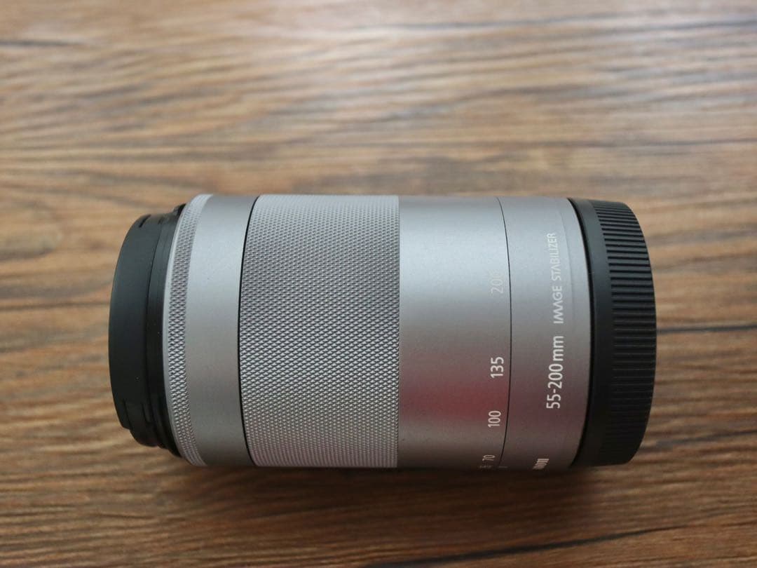 Canon EF-M 55-200mm F4.5-6.3 シルバー 望遠レンズ