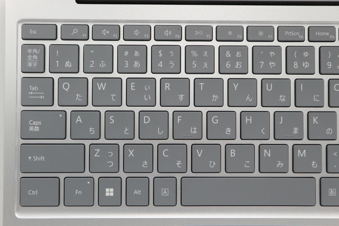 非常に綺麗Surface Laptop Go3 i5 128GBオフィス電池良好 - メルカリ