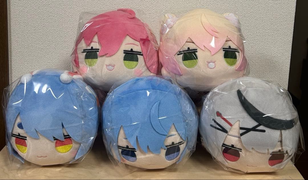 ホロライブ 寝そべりぬいぐるみ セット。 ホロライブプロダクション】の商品情報をお届け✨ 🩵10月登場プライズ