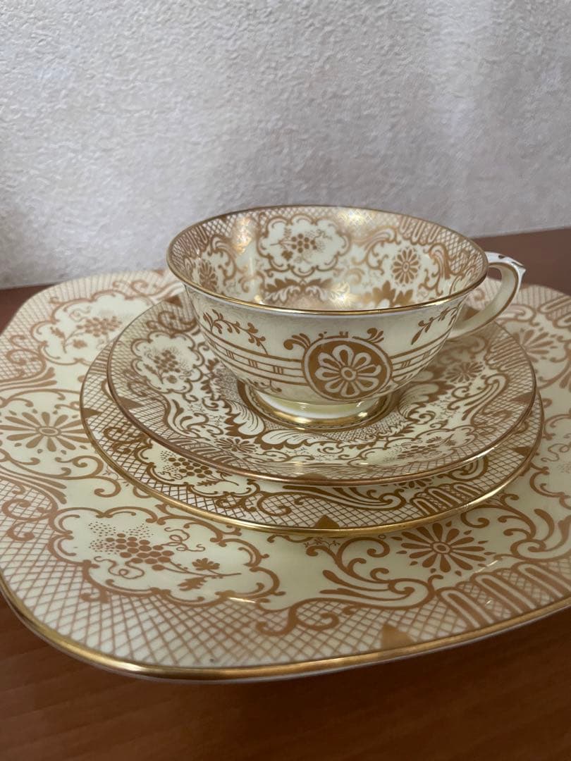⬇️《希少》　アンティーク　⭐︎ カップ&ソーサー ４点