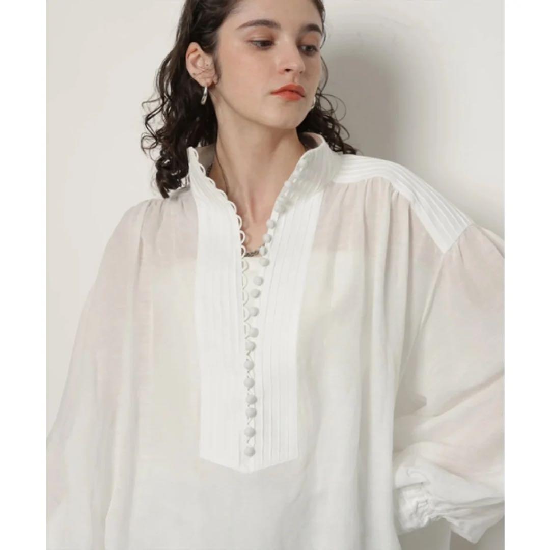 新品タグ付✨神崎恵 タックボリュームブラウス CADUNE カデュネ 36