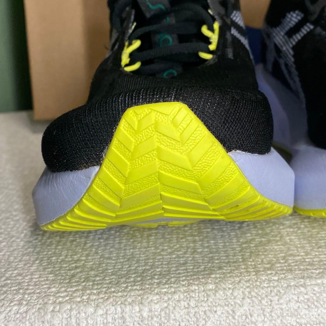 アシックス NOVABLAST 5 27.5cm ノヴァブラスト5