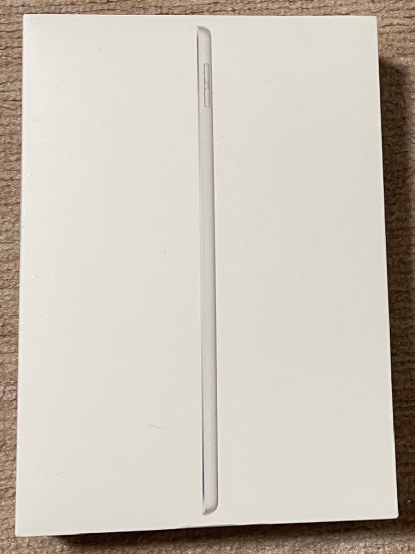 【美品】iPad （第9世代） Wi-Fi 64GB 本体＋ケース Amazon.co.jp: 【整備済み品】 Apple iPad (第9世代) Wi-Fi 64GB